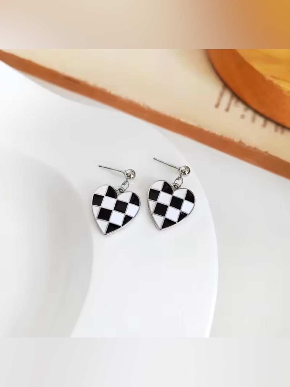 Korean Vintage Checkerboard Gingham Love Heart Stud Earrings